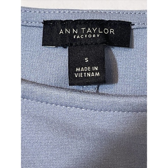 ANN TAYLOR FACTORY Women’s S Top Rayon Polyester Spandex Blue - Picture 5 of 6